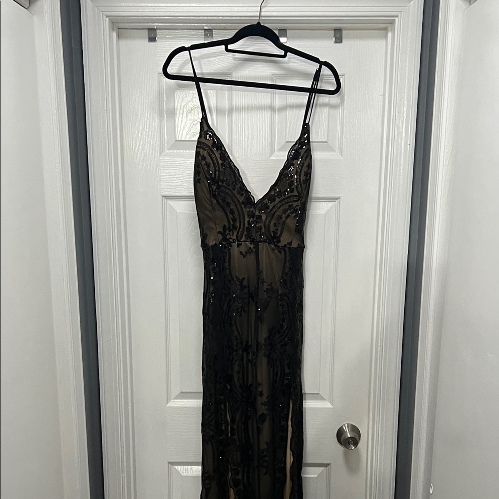 Chic Black Backless Dress